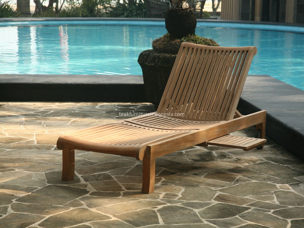 Teak Outdoor Lounger TFI-SLO 05 Teak Outdoor Lounger TFI-SLO 05 - Image 1