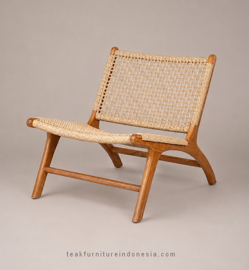 teak and rattan lounge chair