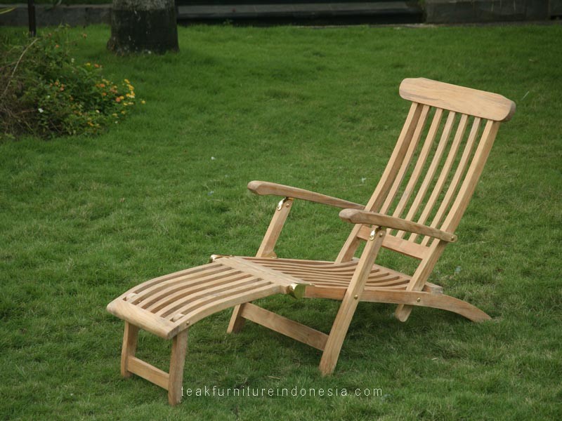 teak garden steamer