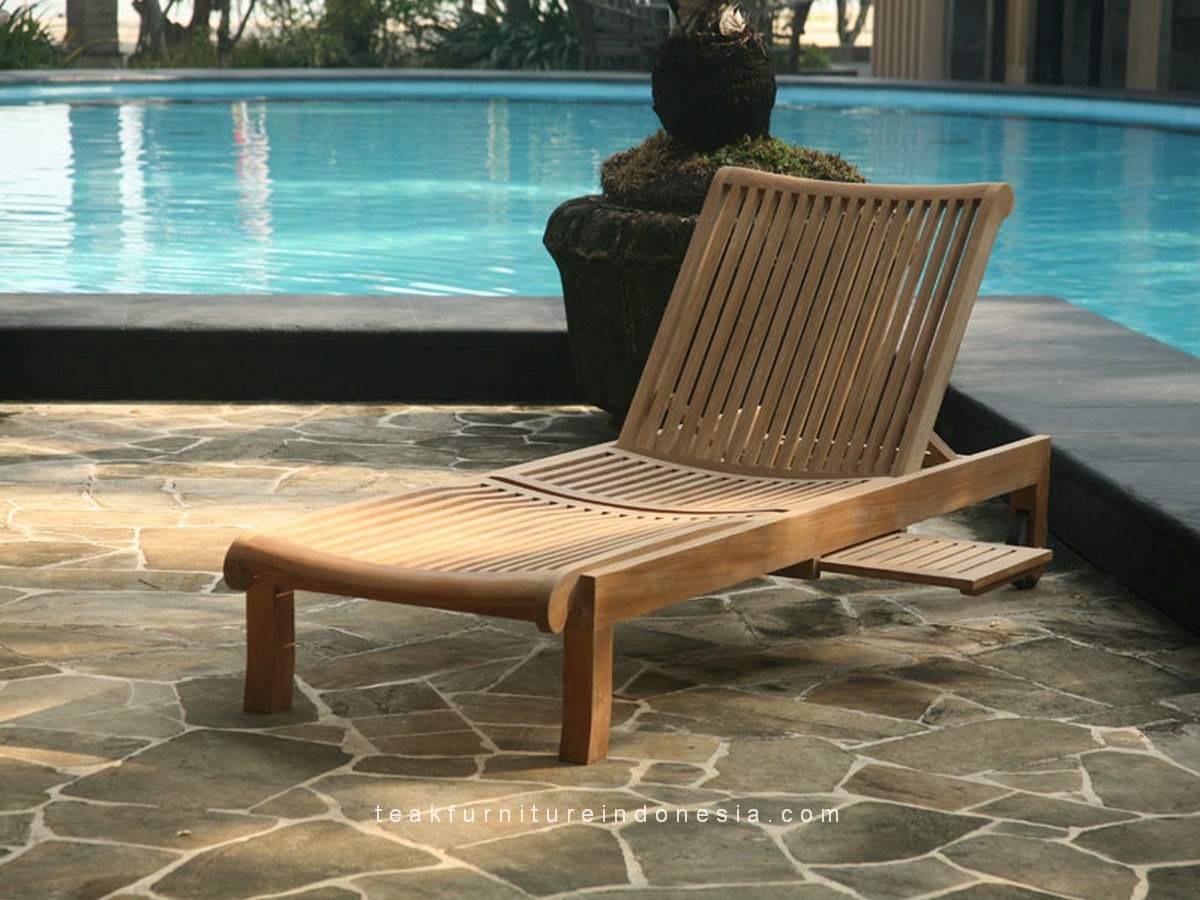 teak outdoor sun lounger