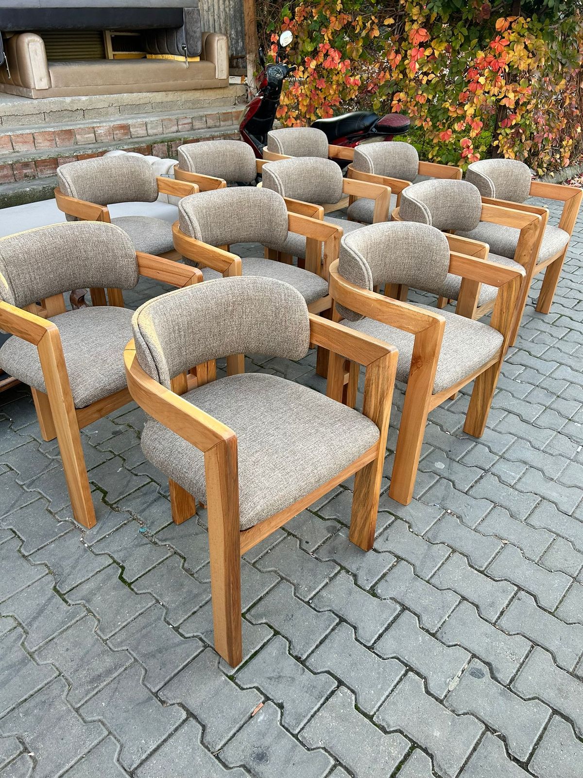 6a0653dc196dd1605dfbd91e7c58061e Premium Solid Teak Wood Dining Chair - Image 1